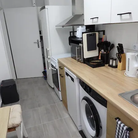 Apartment Deewa Base
