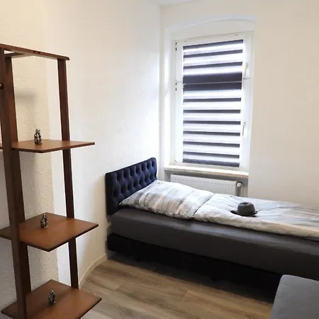 Deewa Base Apartment *